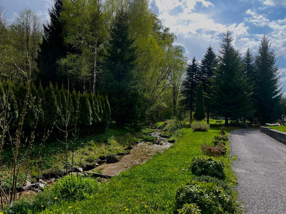 Ubytovani V Krkonosich, Rodinny Apartman Peklicko Horni Lanov Exteriör bild